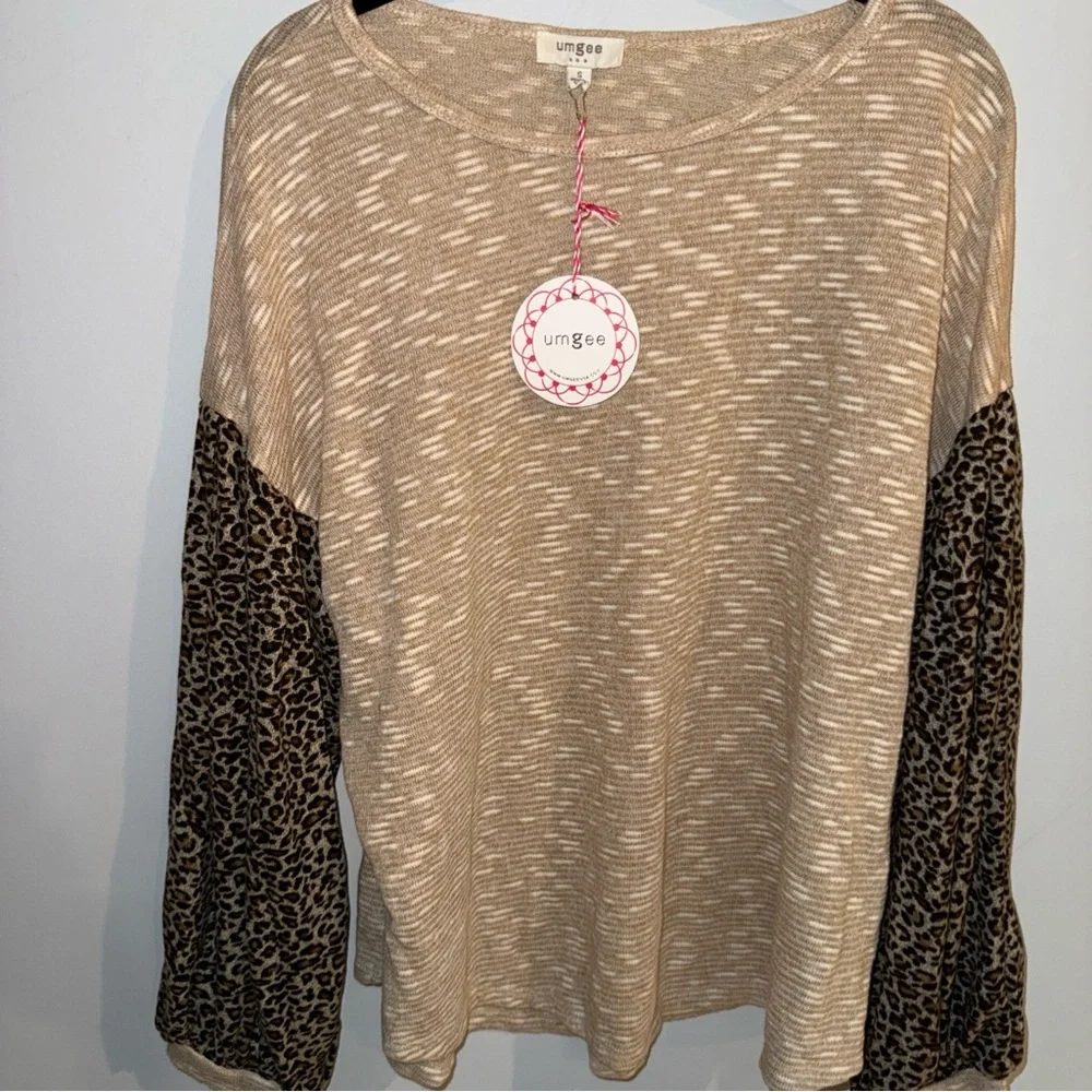 Umgee Size Small New‎ Tunic Leopard Balloon Sleeves Animal Print Boho NWT Deer